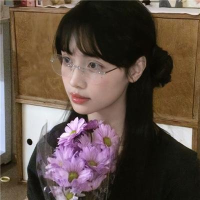 请问芳名